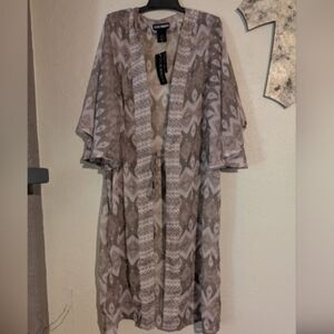 Nwt's Steve Madden Front Tie Crinkle KIMONO in Clay